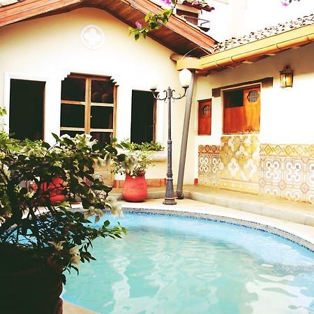 Hostal Sonati León Екстериор снимка