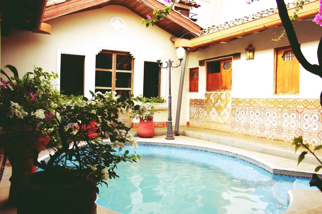 Hostal Sonati León Екстериор снимка